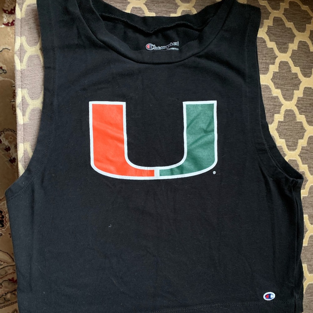 University of Miami sports top large women’s